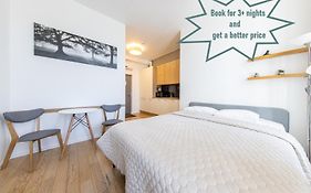 Cozy Studio Apartments 47